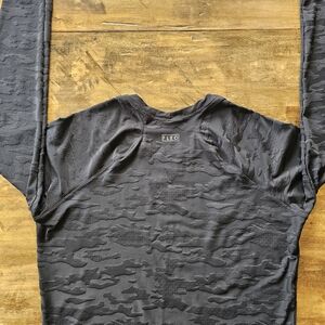 Fleo Foundation Crop Long Sleeve